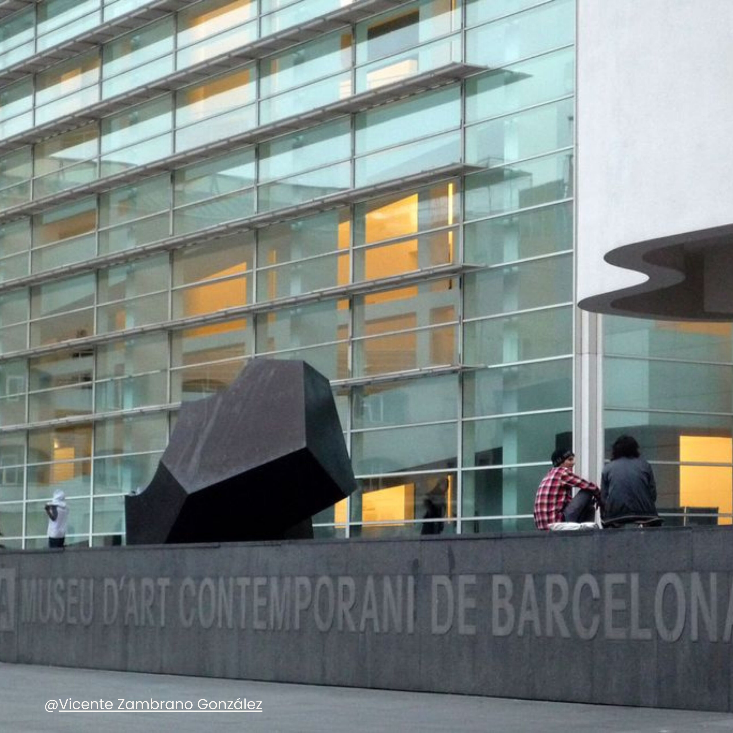 Descobreix les millors exposicions que pots visitar a Barcelona i la regió metropolitana, a prop del tramvia