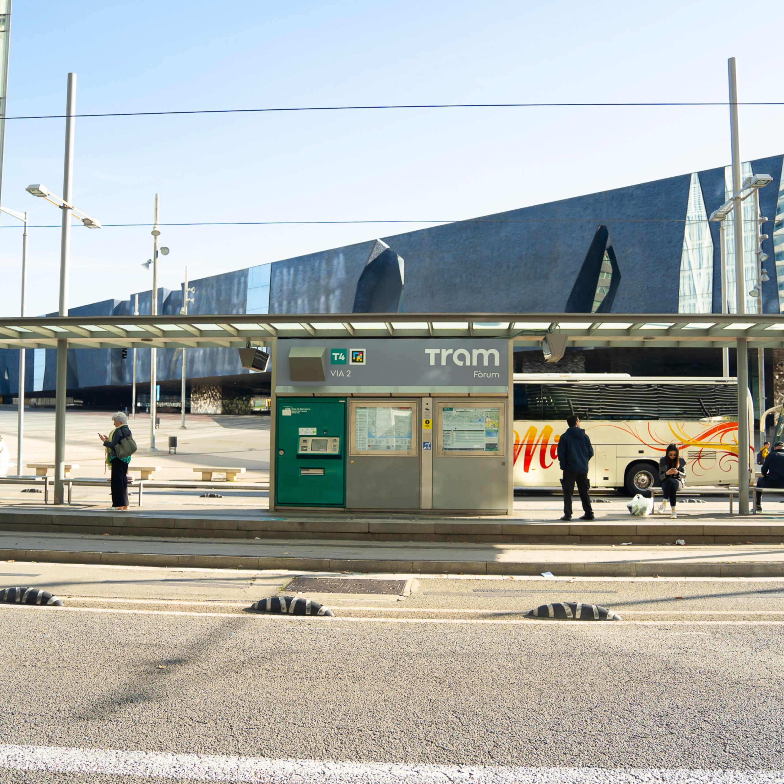 El Cruïlla 2025 escalfa motors: música, compromís i bon rotllo al Parc del Fòrum