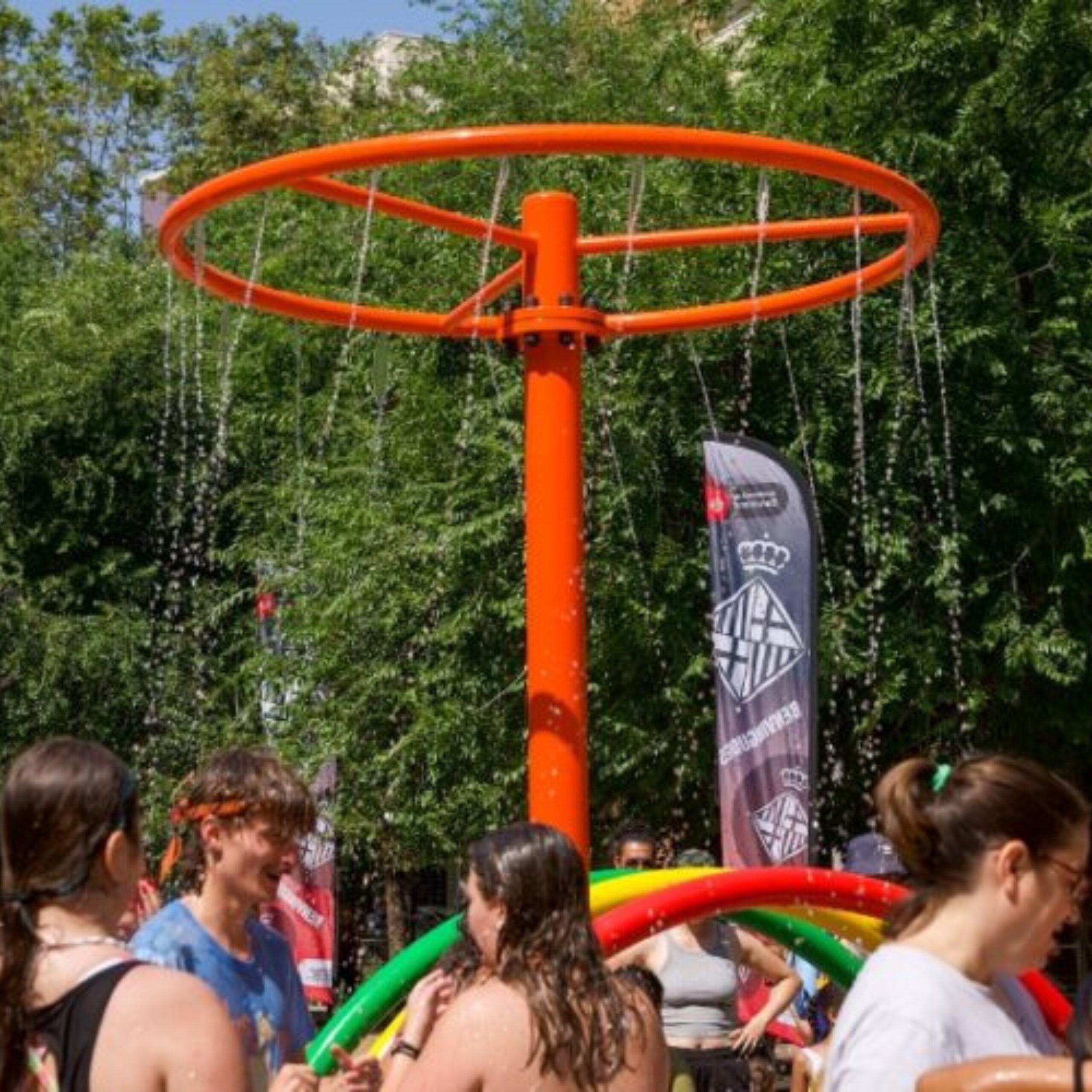 Jocs d’aigua: espais lúdics i refrescants contra la calor