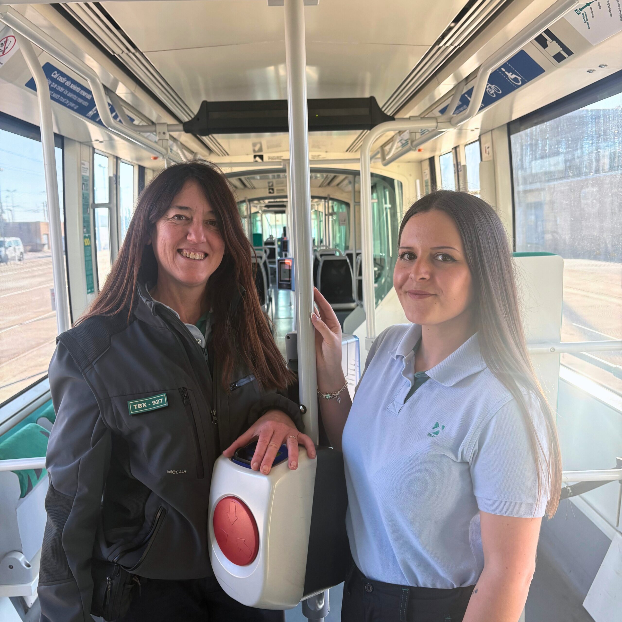 Sense prejudicis i amb vocació: dues dones que mouen la ciutat des del TRAM